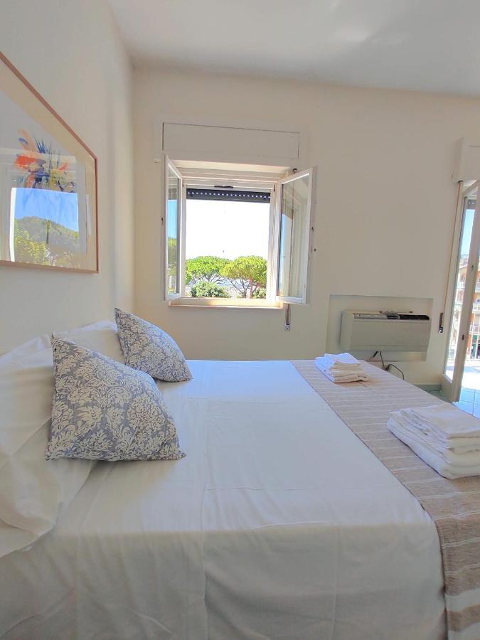 Reale Apartments Terracina Exteriér fotografie