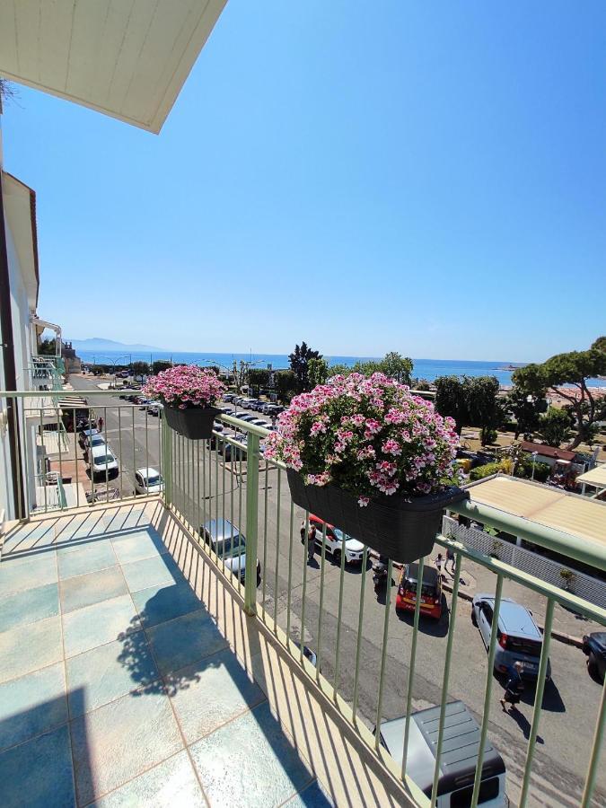 Reale Apartments Terracina Exteriér fotografie