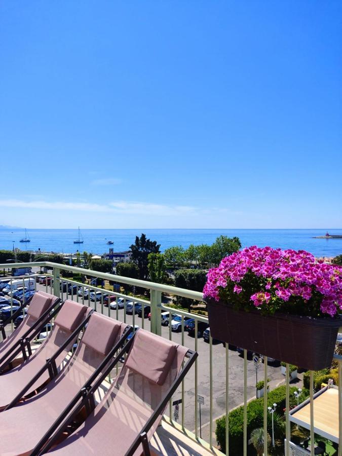 Reale Apartments Terracina Exteriér fotografie